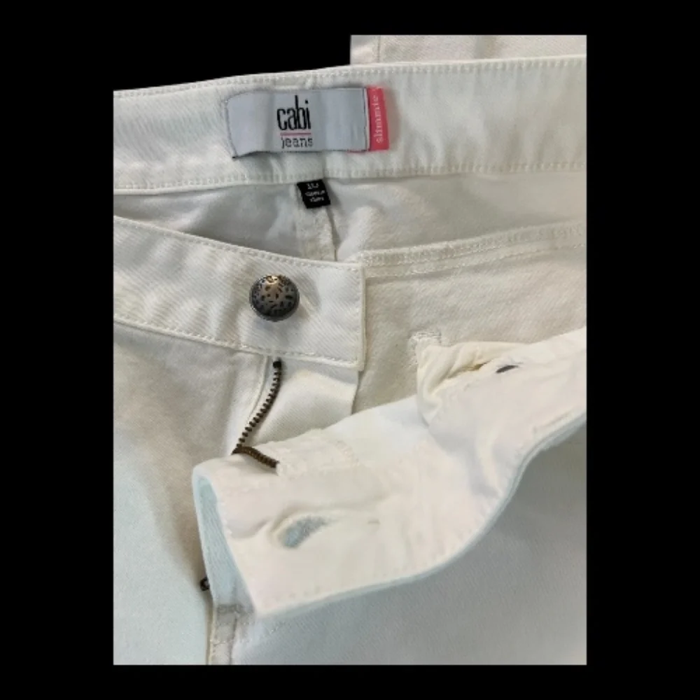 EUC Cabi white denim slimmie jeans – size 10 - Picture 2 of 7